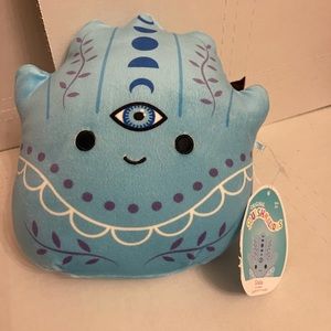 Squishmallow Gisla The Blue Hamsa